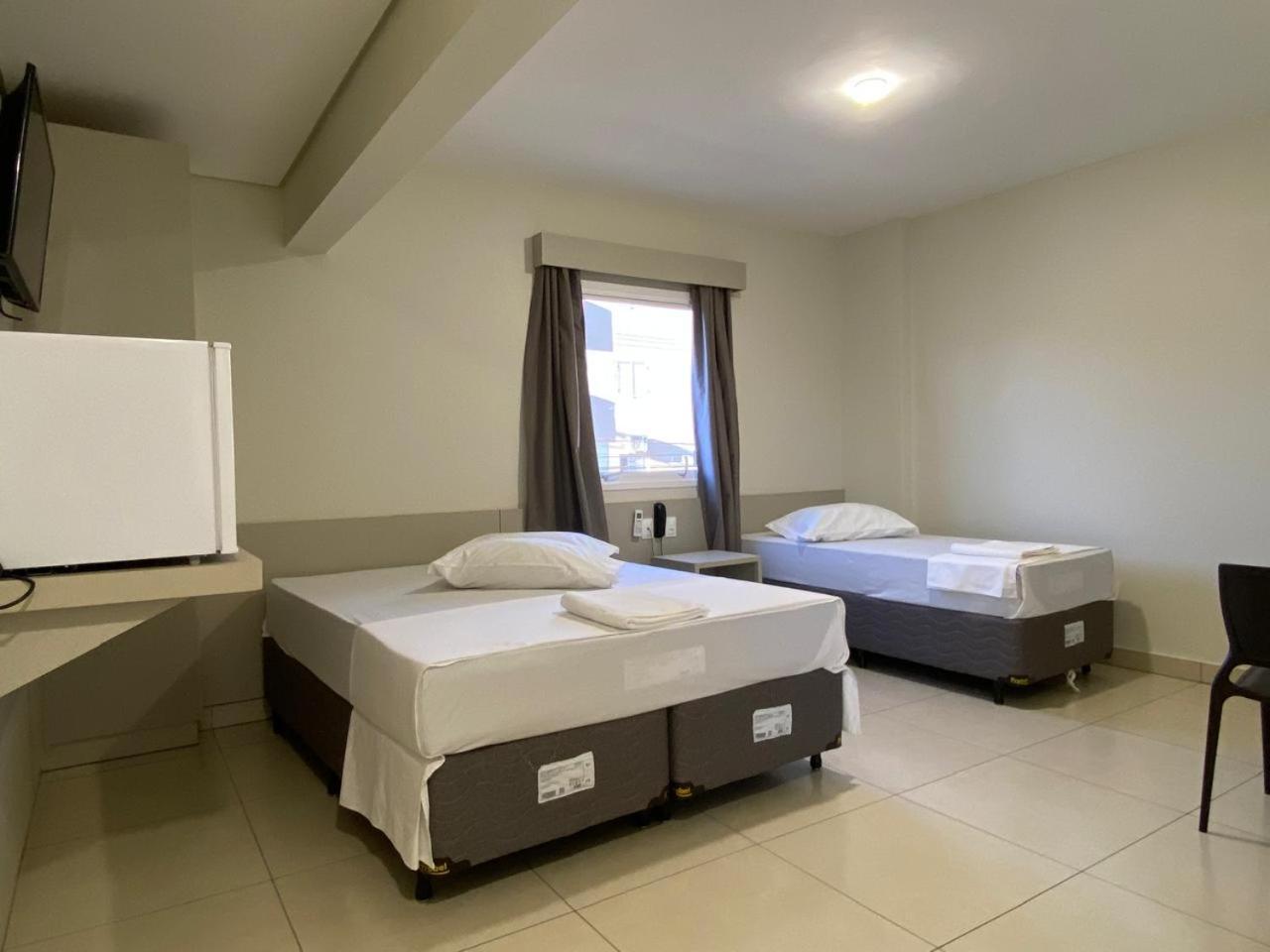 San Martin Hotel อูเบร์ลังเจีย ภายนอก รูปภาพ